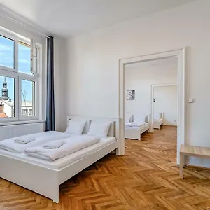 Avantguard , Praga República Checa